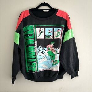 Vintage Men's Gray Graphic Sweater